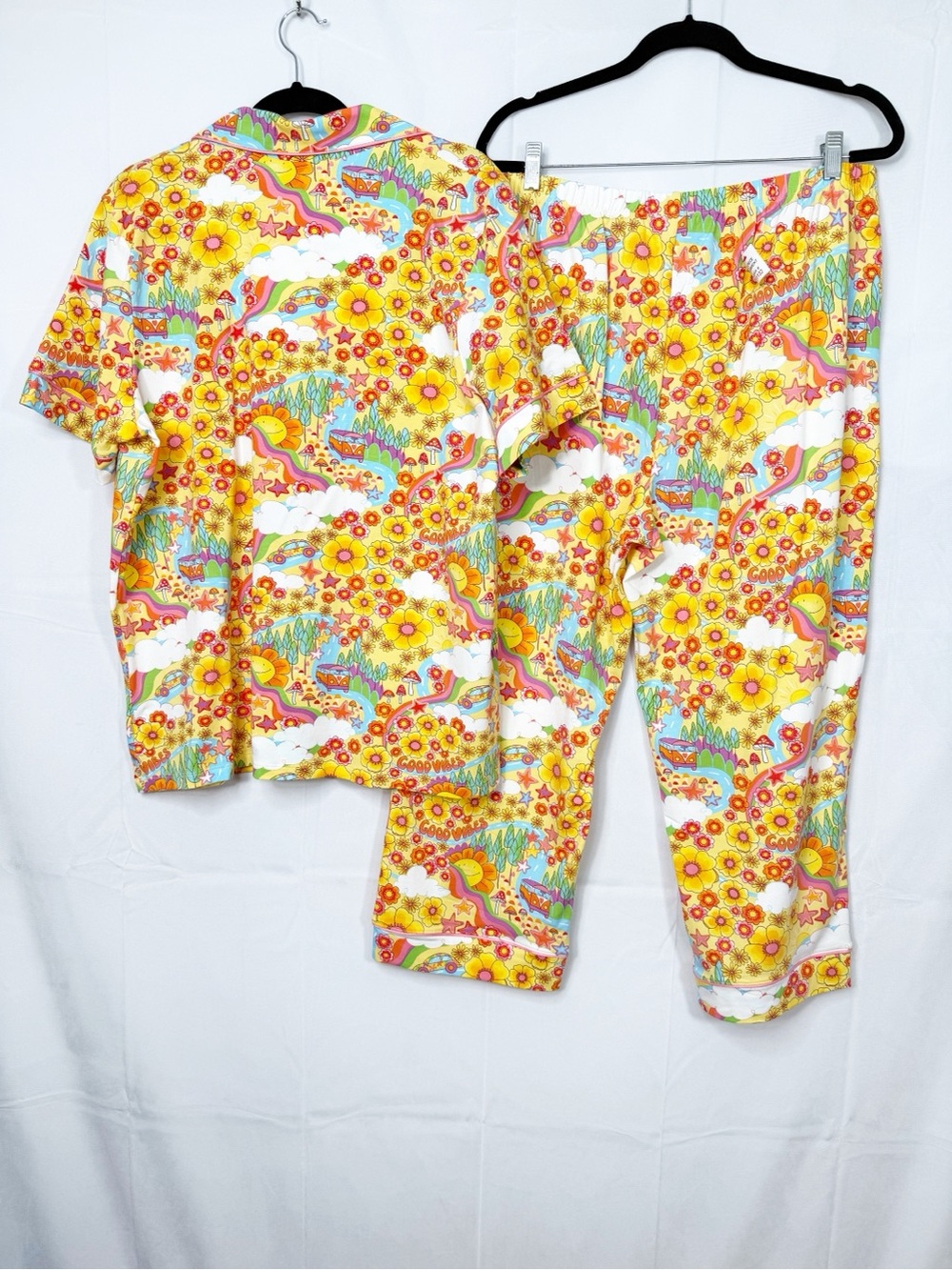 BedHead Pajamas PJ's Good Vibes Short Sleeve Classic Jersey Cropped PJ Set - Picture 4 of 16